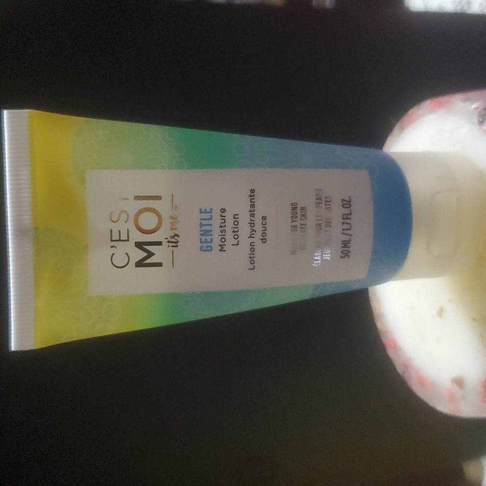 C'EST MOI -Gentle Moisture Lotion Hydratante. For Young Delicate Skin